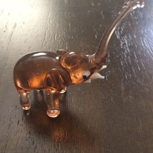 NWT Vintage Cranberry Glass Home Collectible’s Elephant With Large Trunk